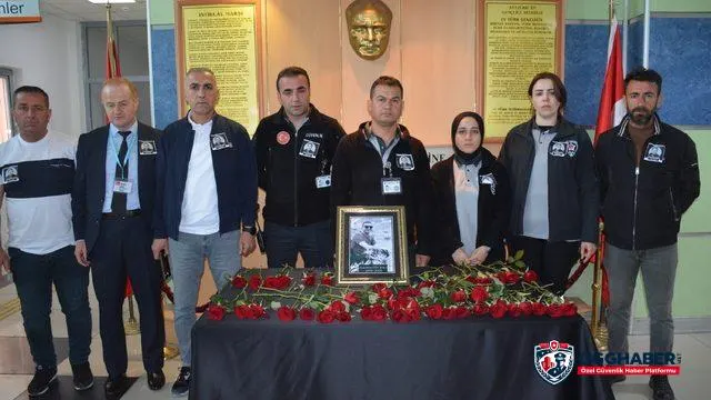 Mide kanserinden ölen güvenlik görevlisi için görev yaptığı hastanede anma