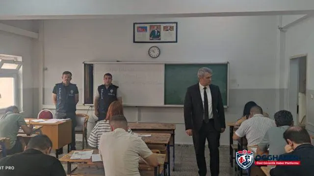 Polis Başmüfettişleri ve Başkan Yardımcısı, Özel Güvenlik Sınavlarını Yerinde Denetledi