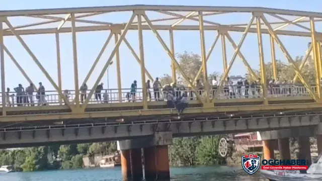 Köprüye çıkan şahsı Özel Güvenlik görevlileri vazgeçirdi