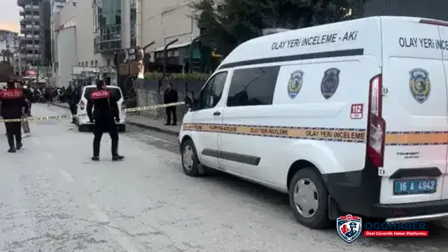 Bankanın özel güvenlik görevlisine bıçaklı saldırı