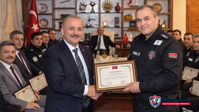 Vali Ali Çalgan, KAAN Uygulamasına Katkı Sunan Personele Teşekkür Belgesi Verdi