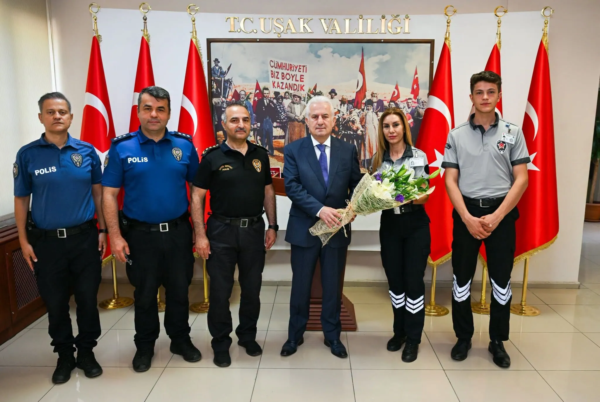 Uşak’ta Özel Güvenlik Haftası Ziyareti, Güvenliğin Görünmeyen Kahramanlarına Teşekkür