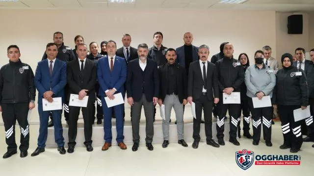 Bursa Büyükşehir Belediyesinde Çalışan Özel Güvenlik Görevlilerine Eğitim Sertifikası Yapılan Törenle Verildi.