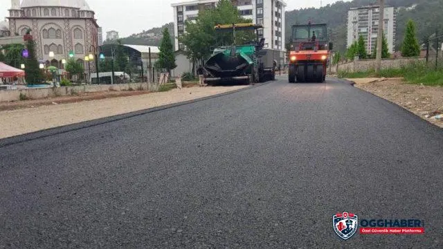FATSA’DA 3 sokak daha sıcak asfaltla buluştu