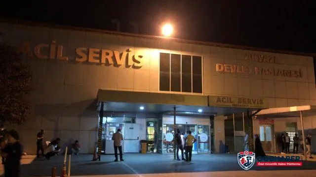Hastanede Çıkan Kavgayı Ayırmak İsteyen Güvenlik Görevlisi Bıçaklandı