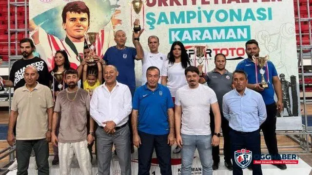 Kocaeli Kağıtspor halterde en iyi takımlardan biri