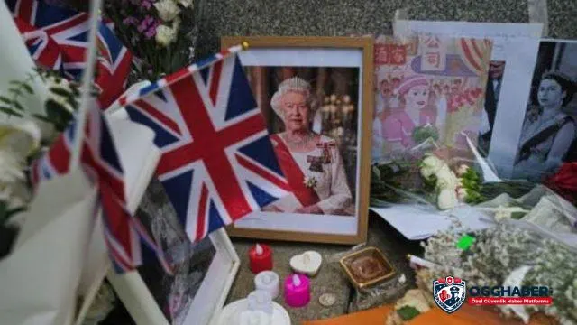 Kraliçe 2. Elizabeth'in cenazesi İskoçya yolunda