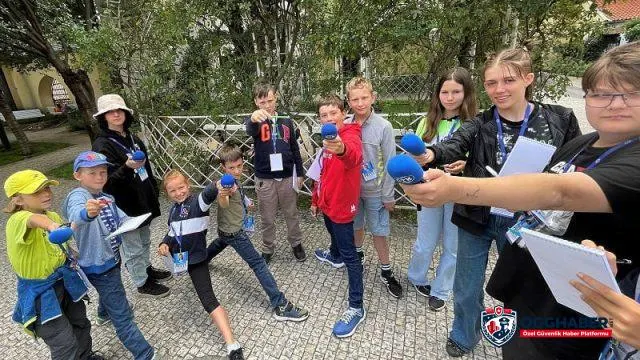 Malí reportéři si na letním táboře ČTK vyzkoušeli práci novinářů
