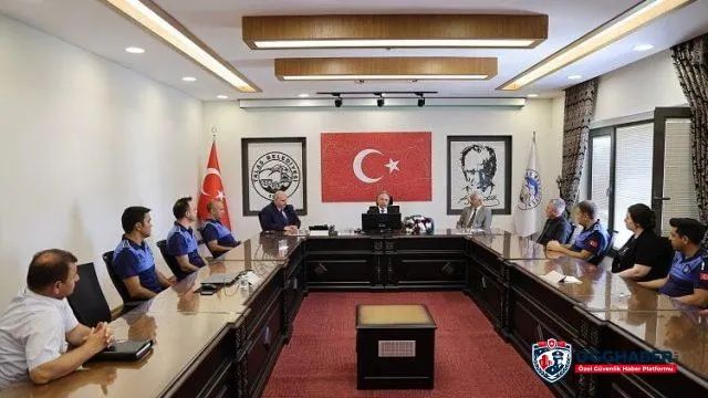 Mustafa Yalçın zabıtaları ağırladı